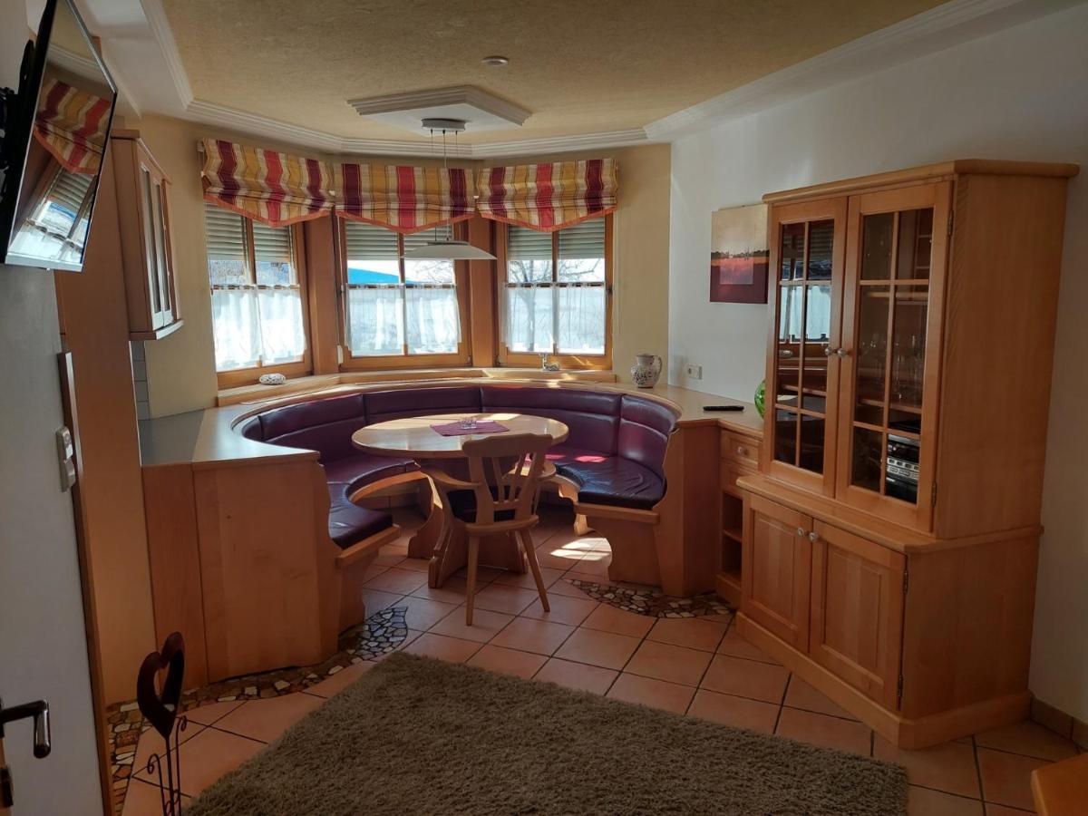 Ferienhaus Kahr Appartment Ennstal رادستادت المظهر الخارجي الصورة